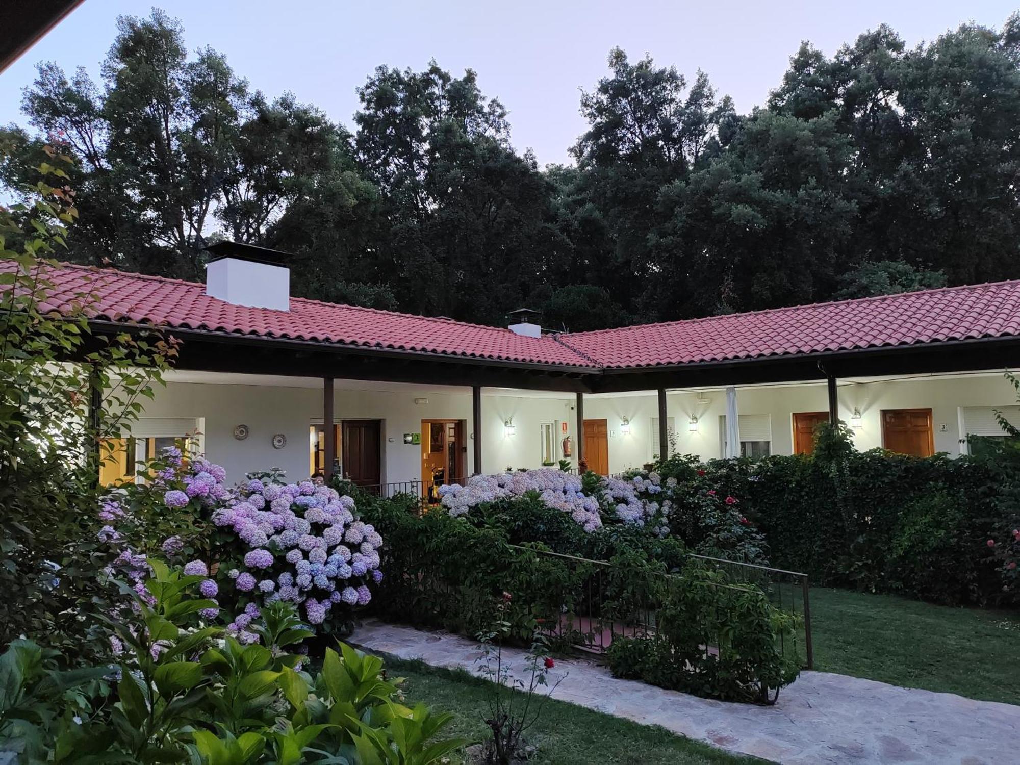 Hotel Rural El Retiro De San Pedro By Retirorural Arenas de San Pedro Buitenkant foto
